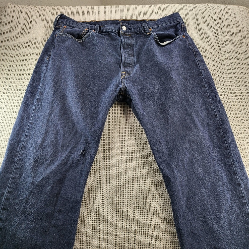 Levis 501 Jeans Mens 38x32 Blue Denim Button Fly Straight‎ Leg Medium Wash